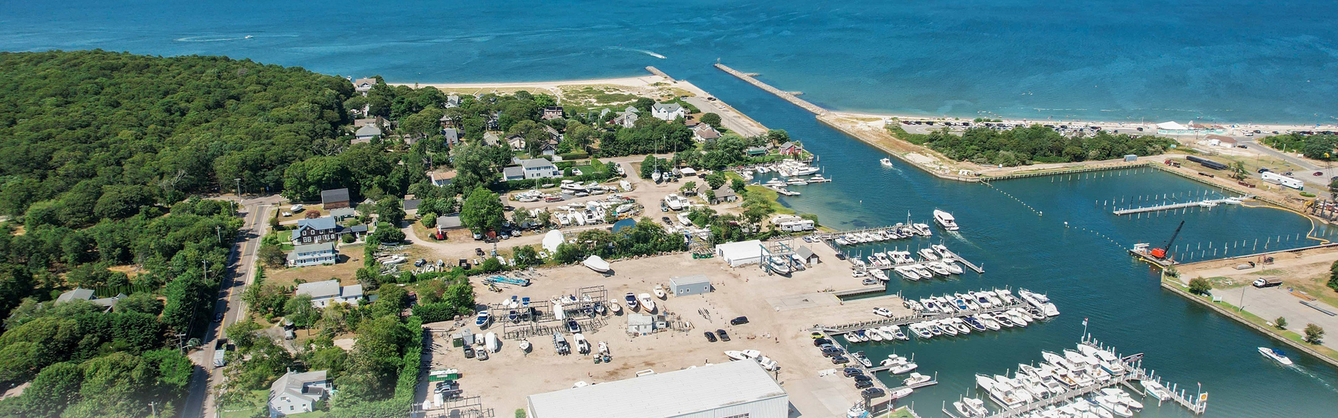 Marina facilities hero image